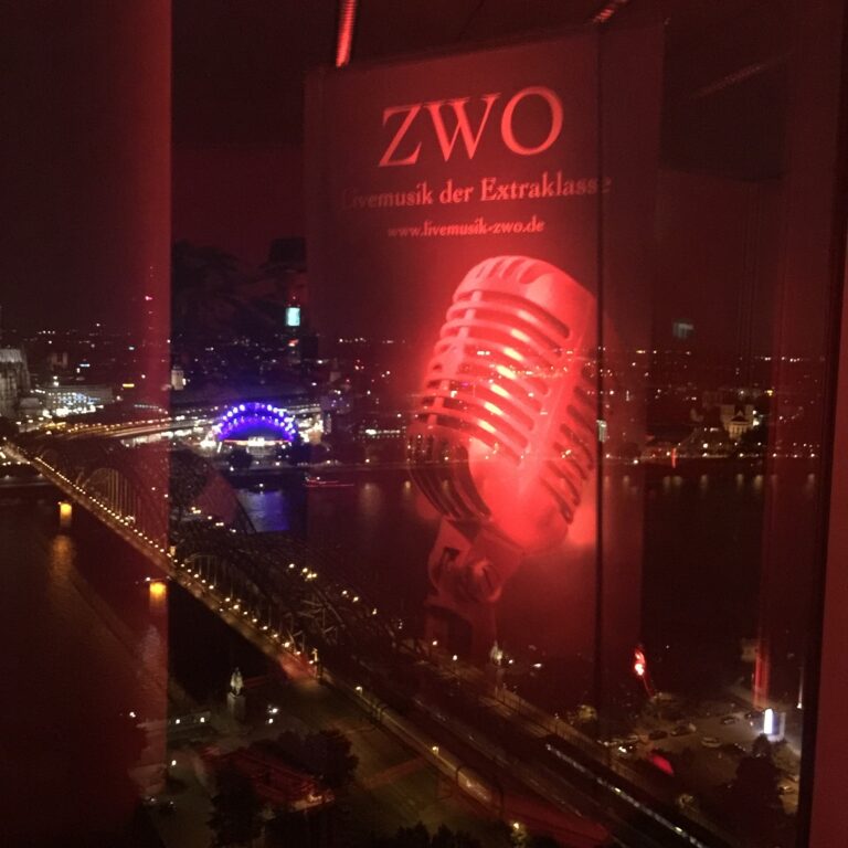 Livemusik ZWO im KölnSKY
